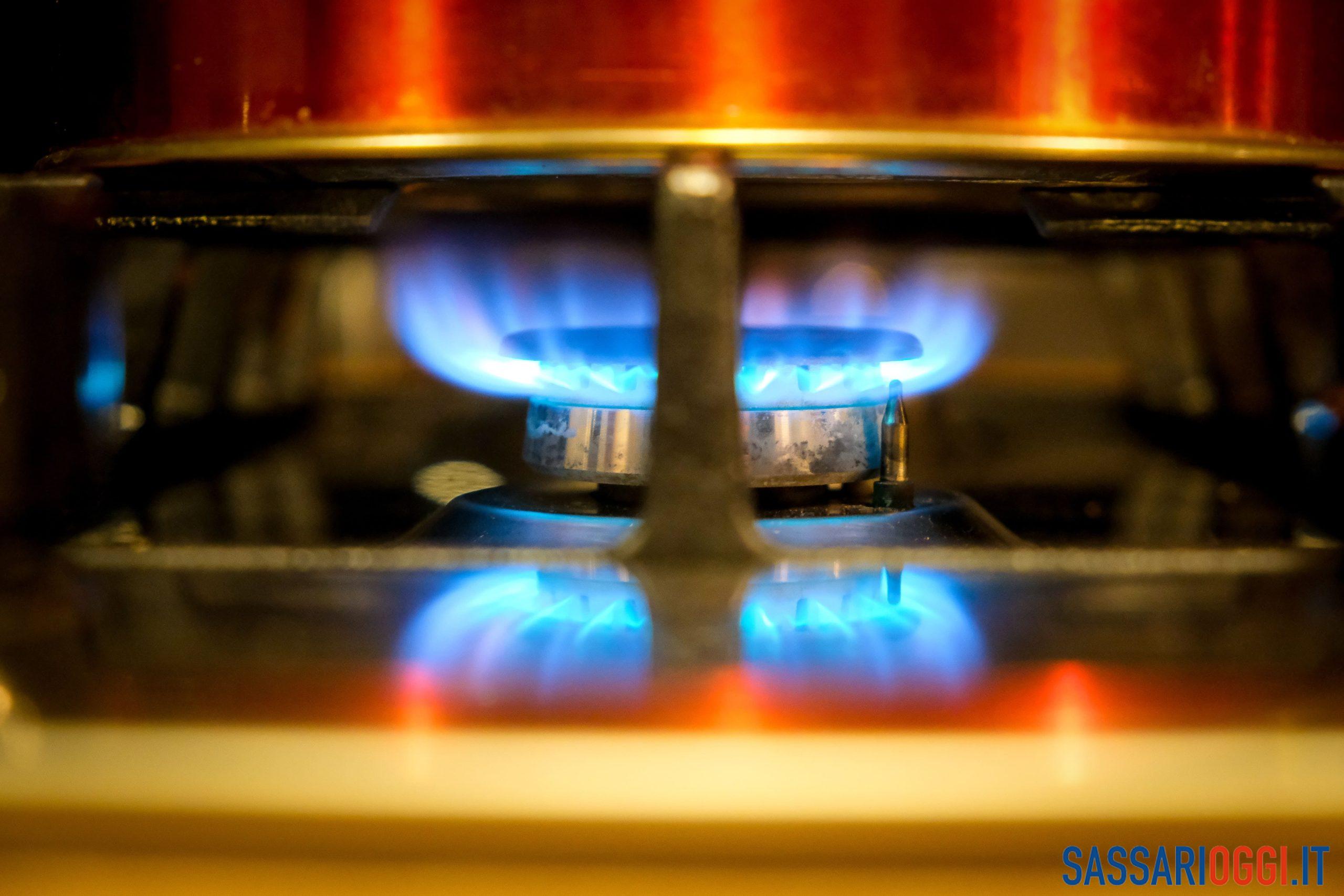 Attenzione al colore della fiamma del fornello a gas della cucina