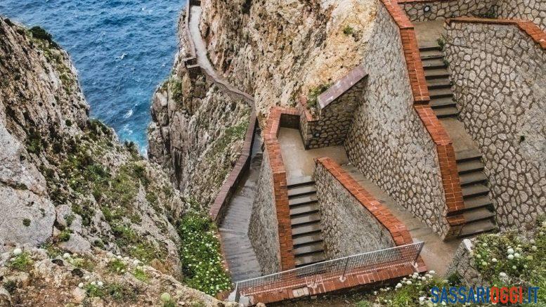Grotte alghero l_Scalinata Grotte Nettuno, Alghero del mondo.