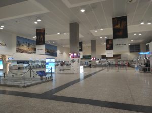 Aeroporto Alghero turismo sardegna crollo hall