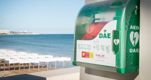Defibrillatore automatico spiaggia