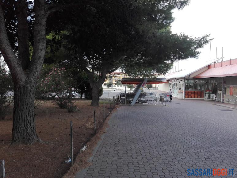 conad porto torres anziana caduta