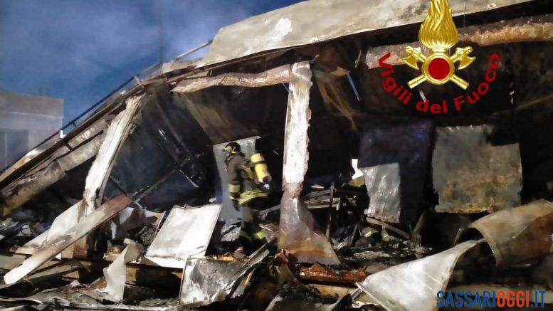 incendio Porto Torres