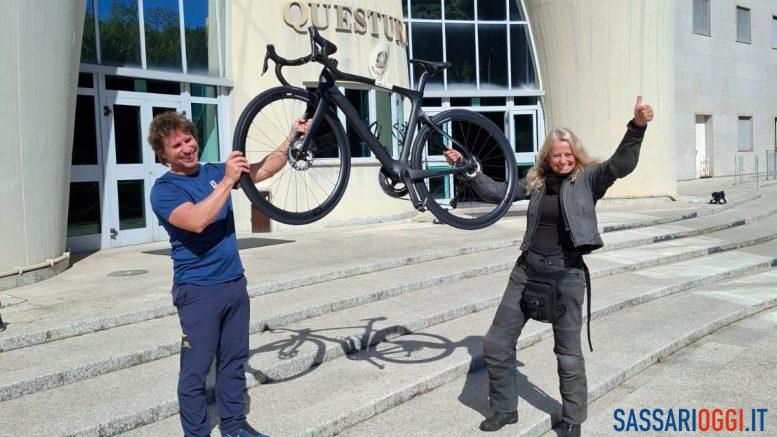 Bici rubata, la polizia di Sassari la riconsegna ai proprietari