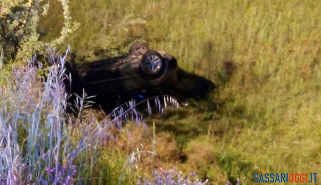 Incidente alla rotatoria di Chilivani, gravi madre e figlia