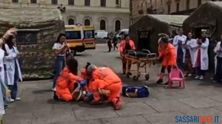 I bambini di Sassari scoprono il soccorso con l’orsetto Carmelo