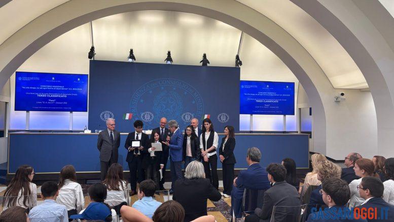 Il Liceo Azuni conquista il terzo posto al concorso contro la droga