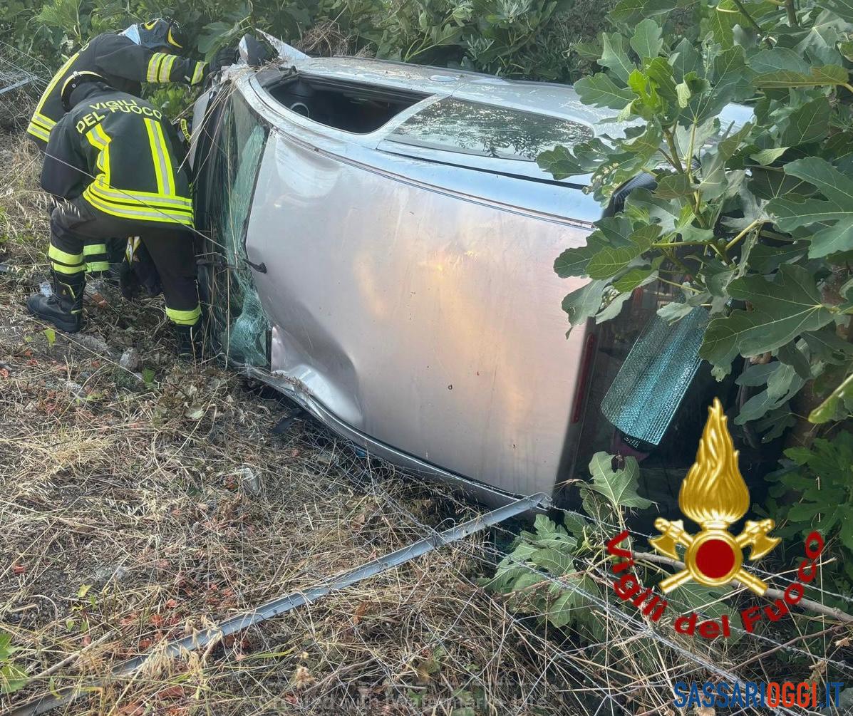 Brutto incidente sulla strada Sassari-Ossi, ci sono 4 feriti