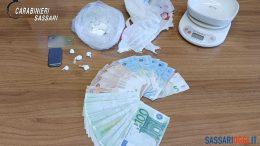 Cocaina in casa a Ossi, arrestata una coppia per spaccio