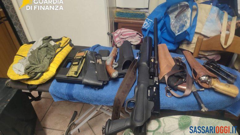 Armi e munizioni in auto, arrestato un 63enne a Porto Torres