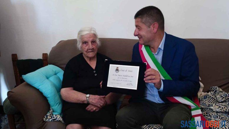 Grande festa a Ittiri per i 100 anni di Maria Maddalena Sias