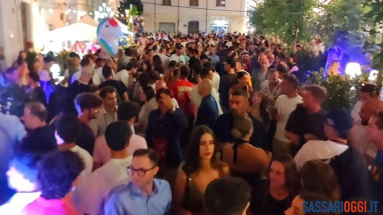 Sorso incanta con Calici di Stelle tra vino, musica e spettacolo