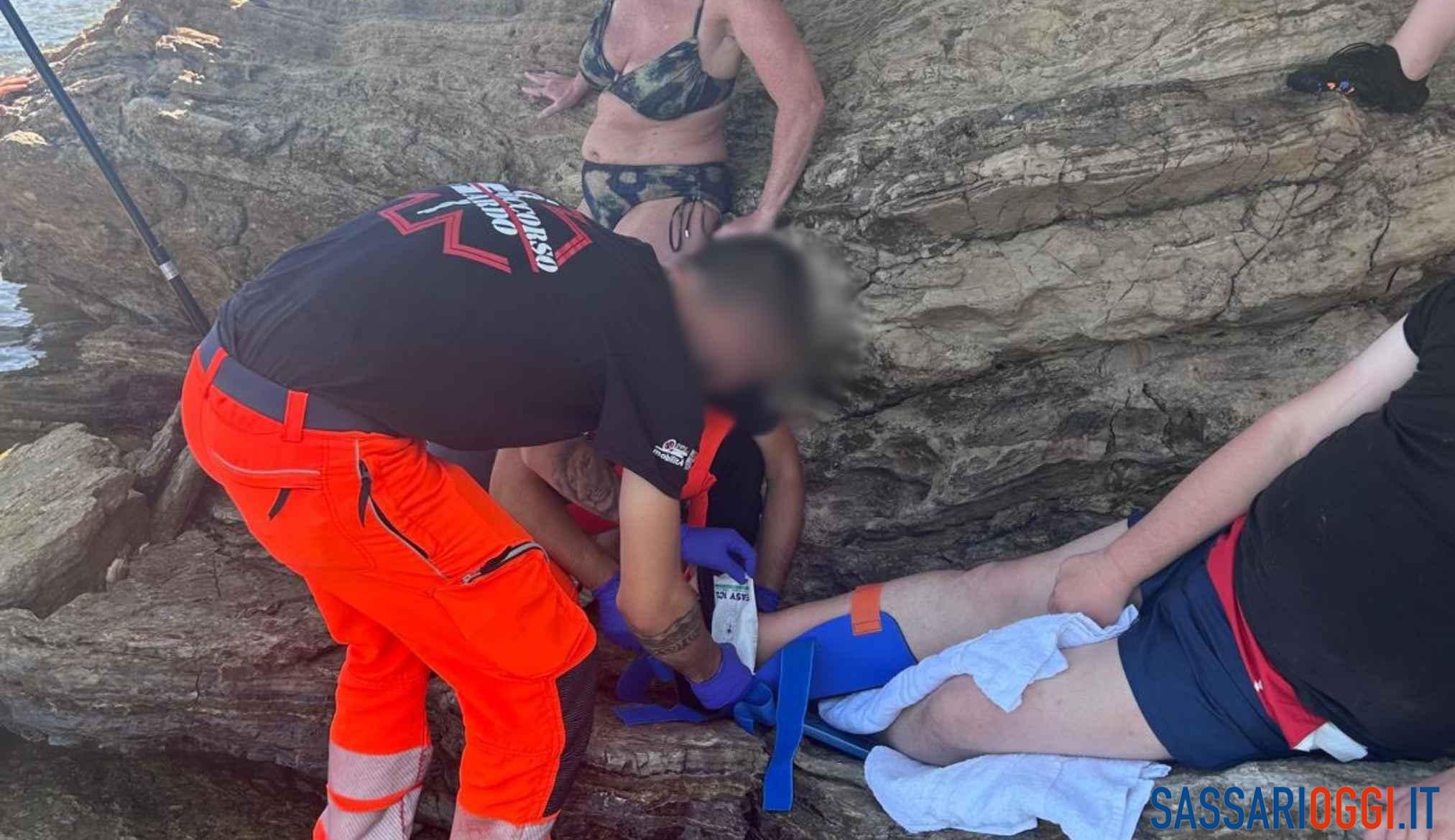 Turista ferito dopo una caduta sulle rocce a Castelsardo