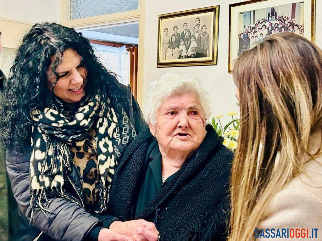 Castelsardo piange la sua centenaria, addio a Giuseppina Santoni
