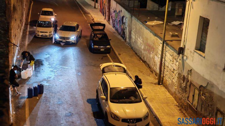 Disagi e tensioni, l'acqua ritorna a Sorso insieme alle proteste