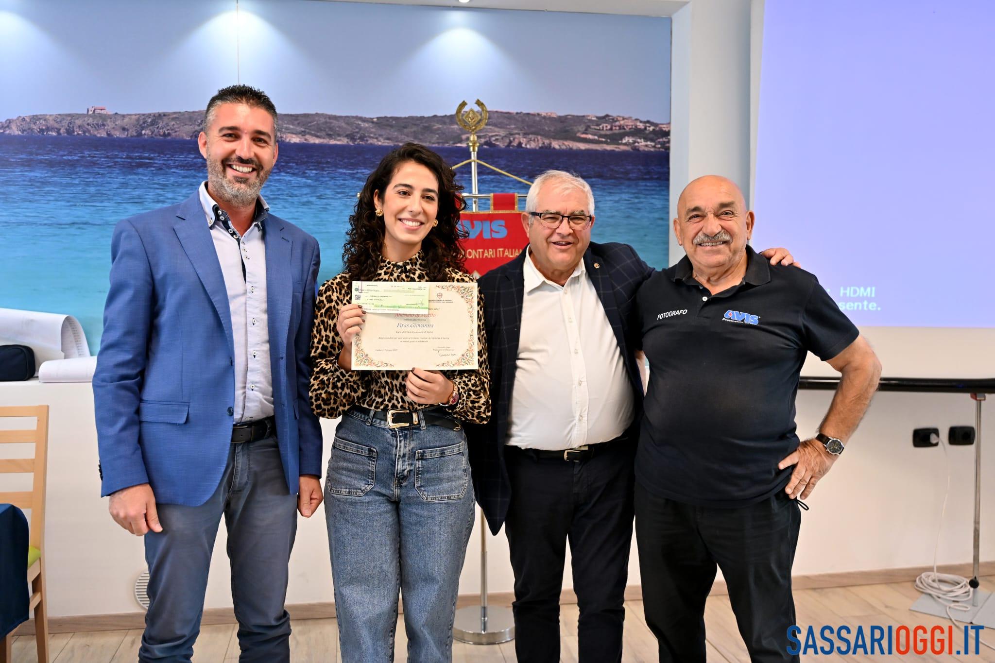 Giovani donatori Avis, assegni di merito agli studenti di Sassari