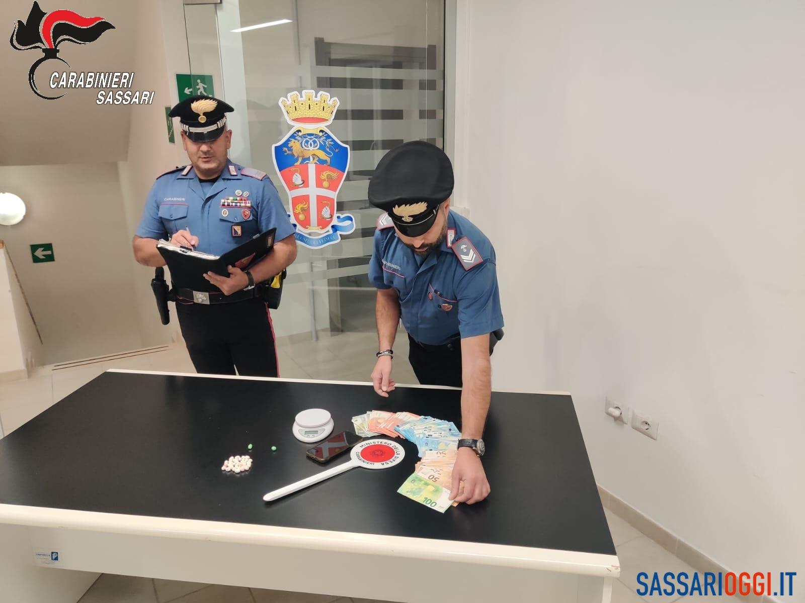 Spaccio di droga a Valledoria, carabinieri arrestano un uomo