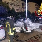 Incendio ad Alghero, in fiamme una moto e due auto