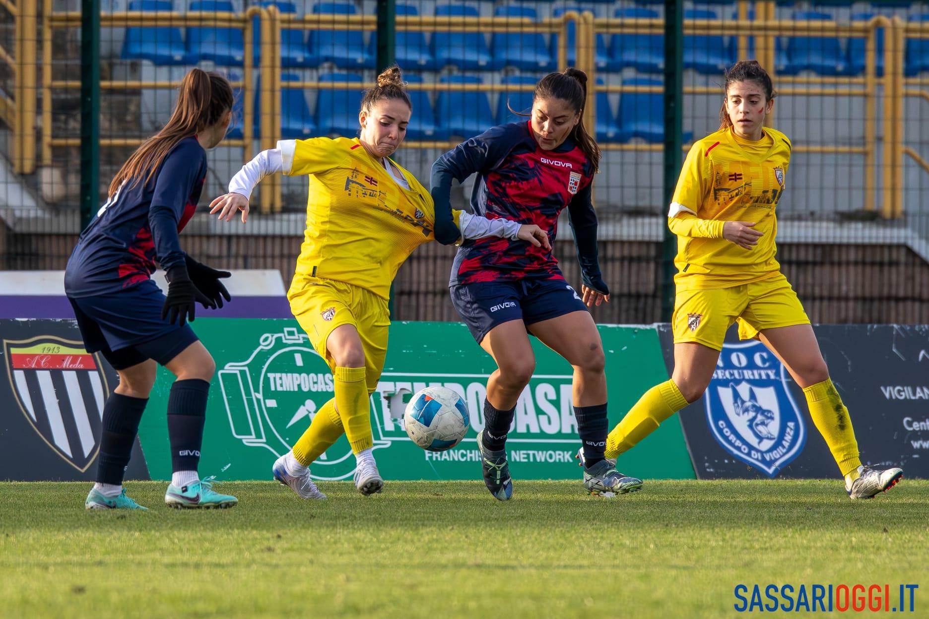 Women Torres femminile, fase di gioco
