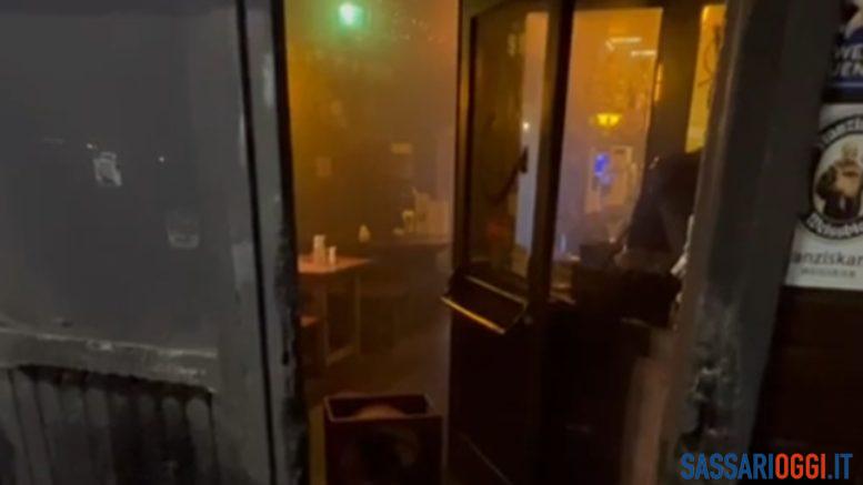 Attentato incendiario contro l'Hook Pub a Sassari