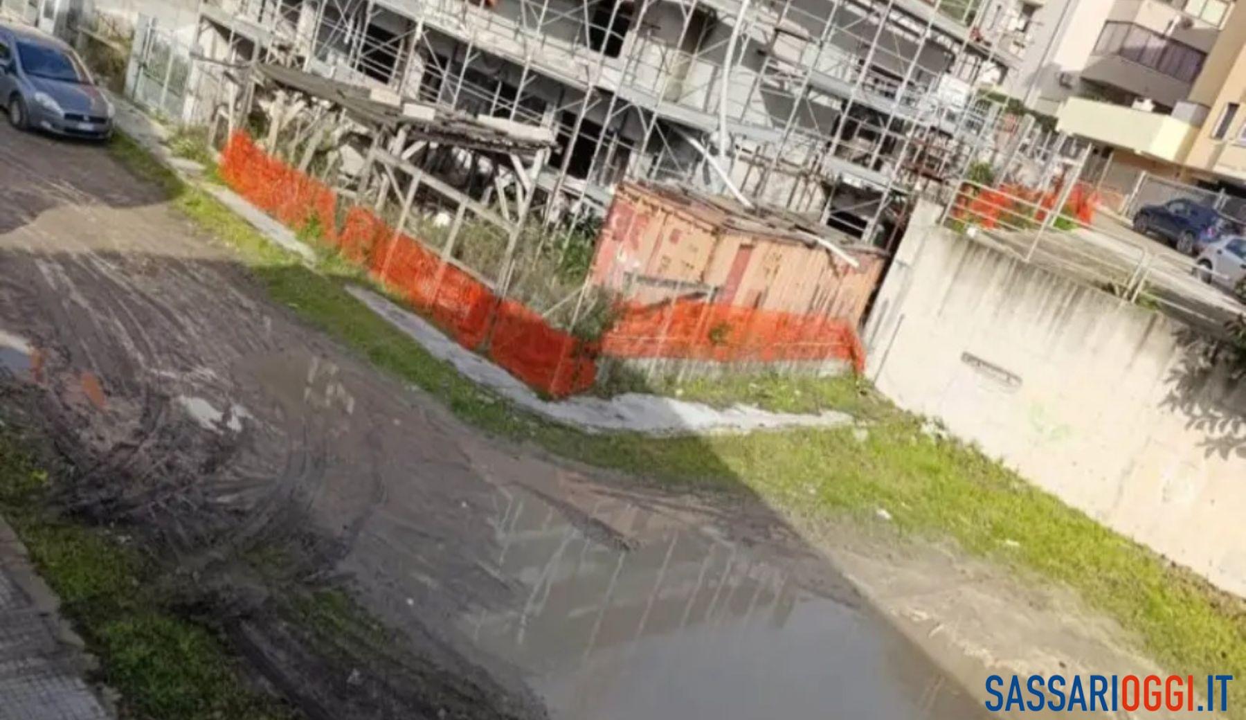 A Sassari i residenti di Monte Rosello chiedono asfalto e luce