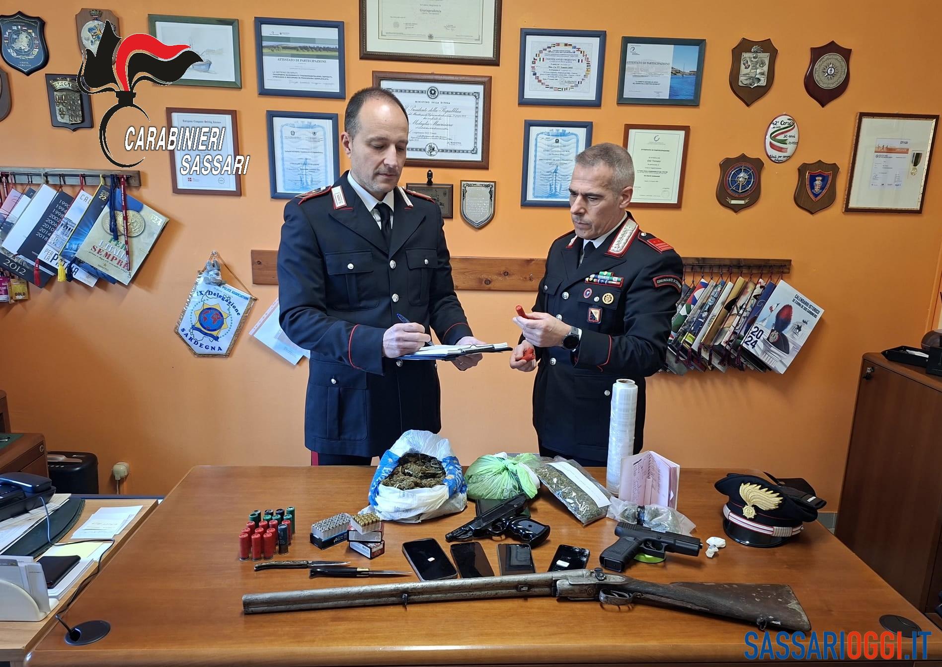 Droga e armi, arrestati due giovani a Ittiri