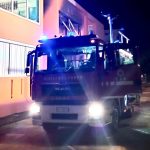 Incendio in una casa di Alghero, in salvo proprietario e cane