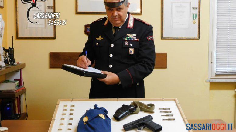 Minaccia un commerciante con la pistola, denunciato a Usini