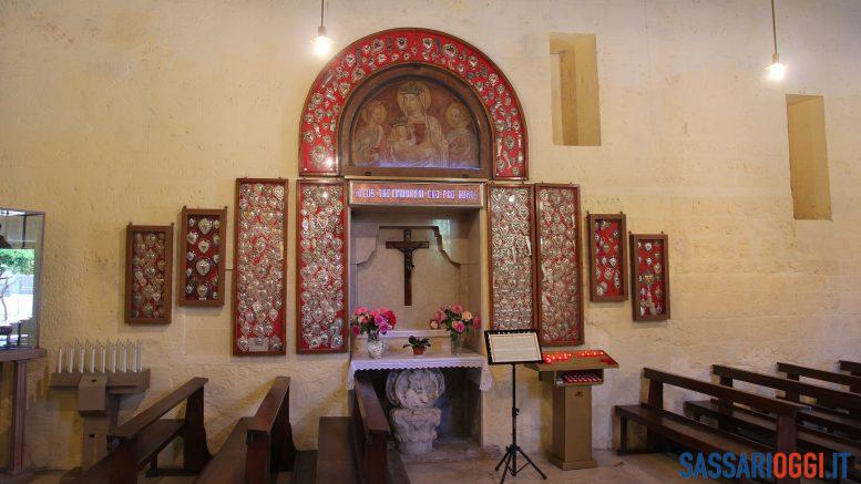 Sassari_-_Chiesa_di_Nostra_Signora_di_Latte_Dolce_(11) santuario Di Gianni Careddu - Opera propria, CC BY-SA 4.0, https://commons.wikimedia.org/w/index.php?curid=41868325