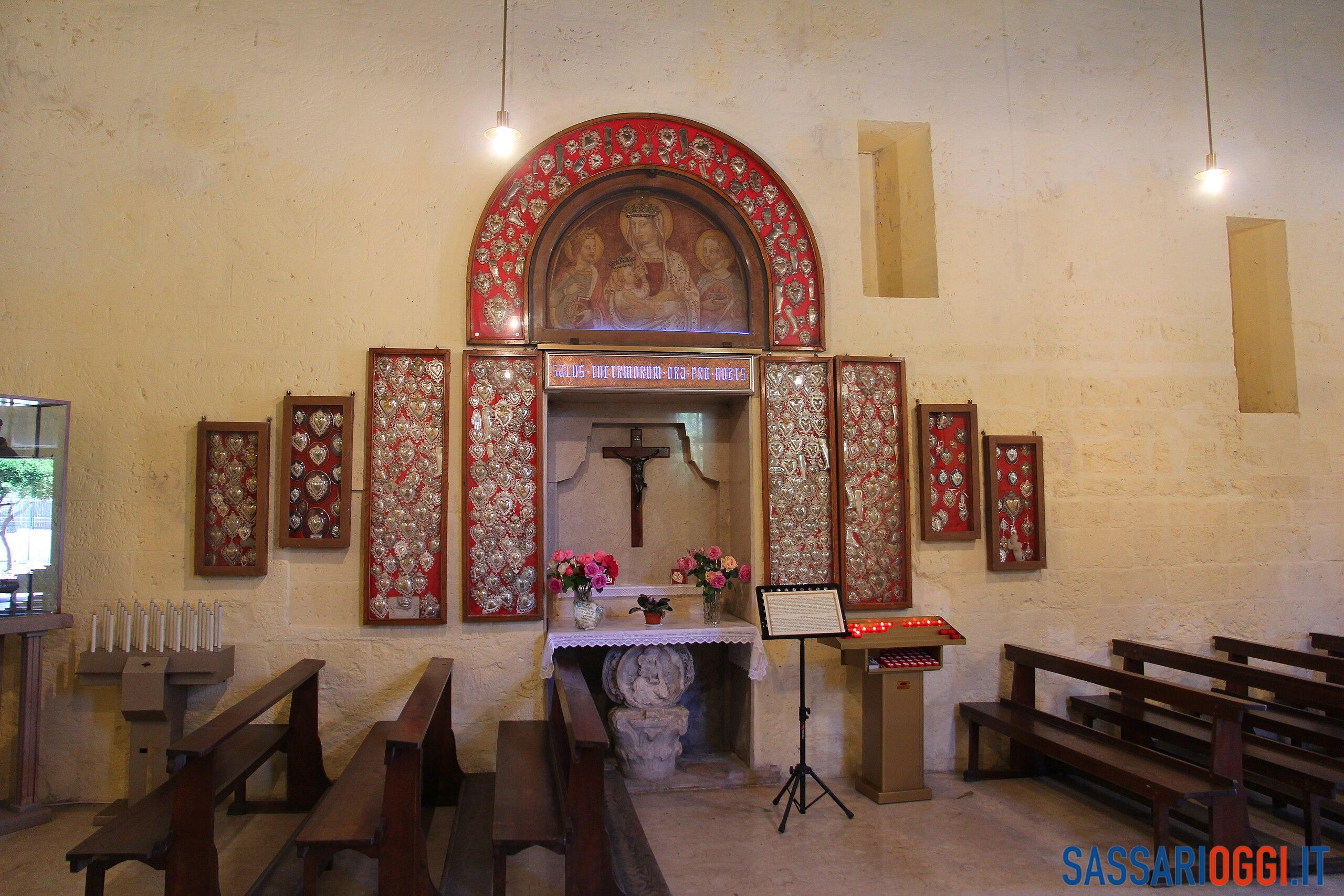Sassari_-_Chiesa_di_Nostra_Signora_di_Latte_Dolce_(11) santuario Di Gianni Careddu - Opera propria, CC BY-SA 4.0, https://commons.wikimedia.org/w/index.php?curid=41868325