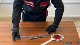Armato di coltello minaccia i passanti a Porto Torres, arrestato