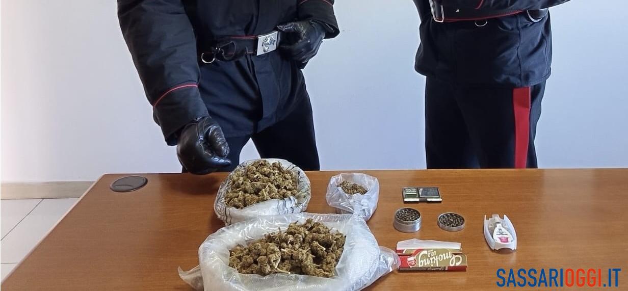 Con la droga pronti allo spaccio, due giovani denunciati a Mores