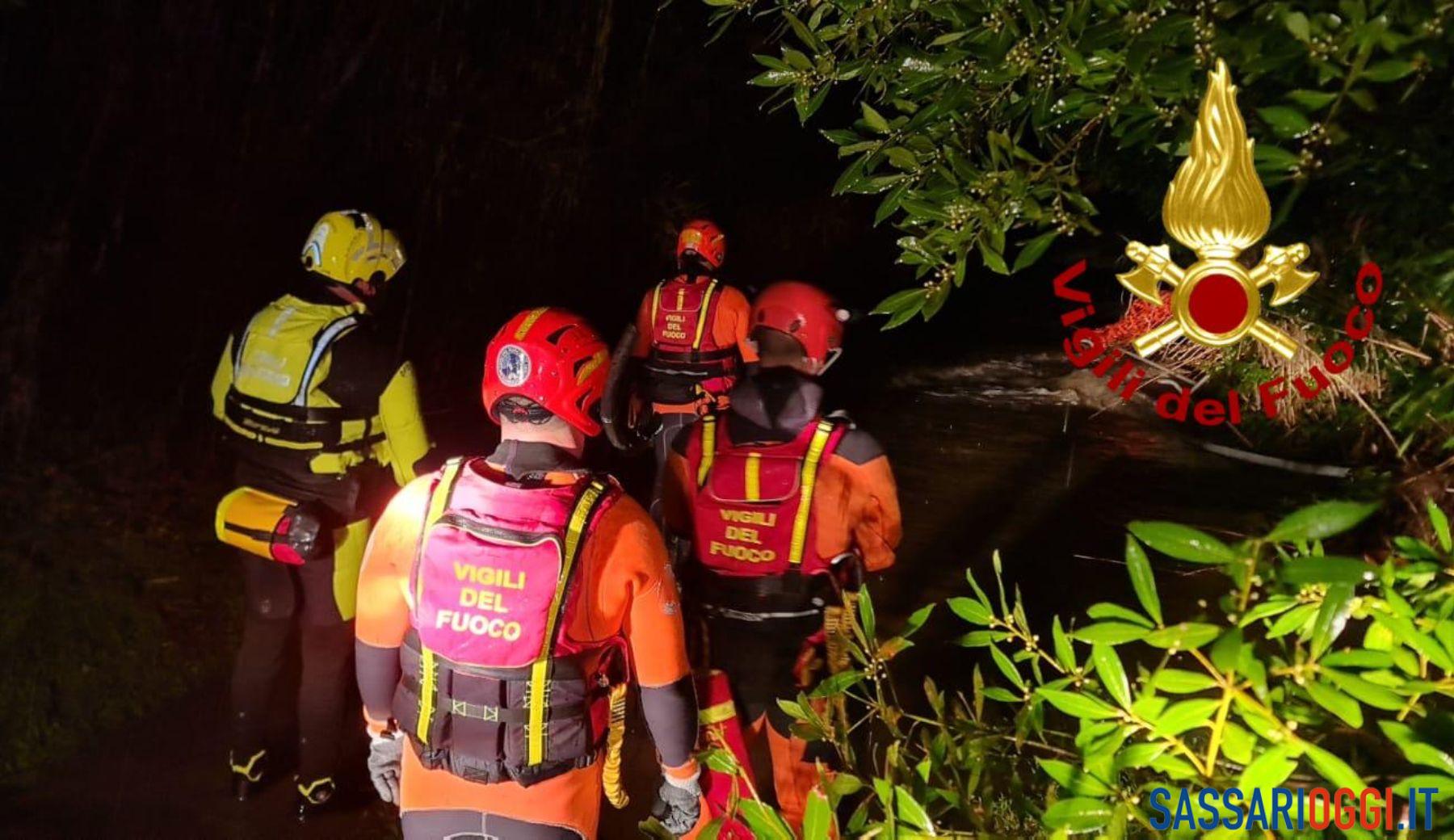 Fiume in piena blocca 5 persone, notte di paura a Ittiri