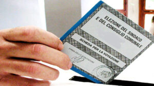 Elezioni comunali urna scheda