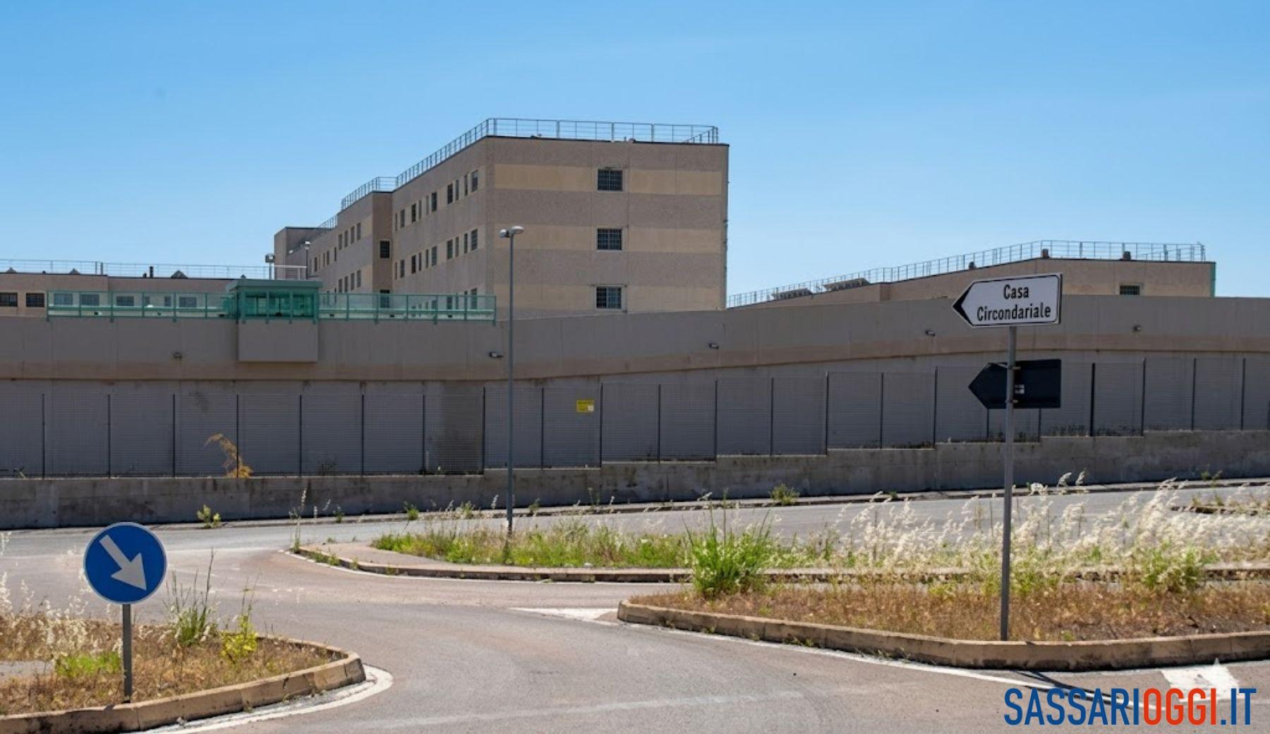 Carcere Bancali Sassari cellulari
