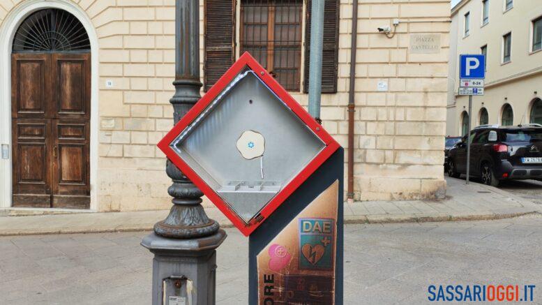 Defibrillatore piazza Castello Sassari
