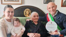 Festa a Giave per i 100 anni di Giovanna Maria Scodino