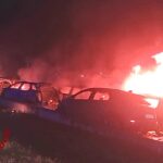 Incendio nei parcheggi dell'aeroporto di Alghero, in fiamme 14 auto