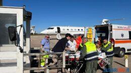 Bambina in pericolo di vita, volo d'urgenza da Alghero