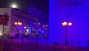 Giornata dell'Autismo, la Torre Sulis di Alghero si illumina di blu