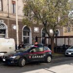 Uomo armato di cacciavite tenta una rapina a Sassari, arrestato via Asproni