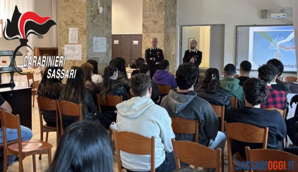 Alghero, i carabinieri incontrano 150 studenti del Roth Ipsar