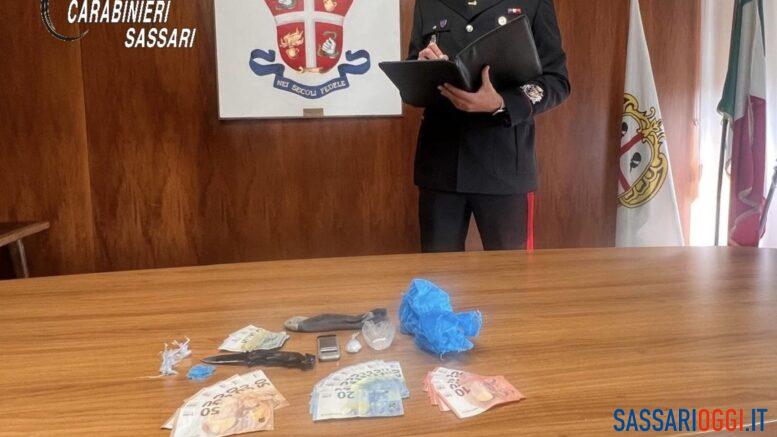 Cocaina e soldi nascosti in casa, arrestato a Sassari