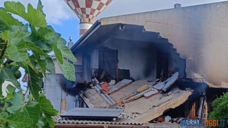 Esplosione villetta Terralba ferito Sassari