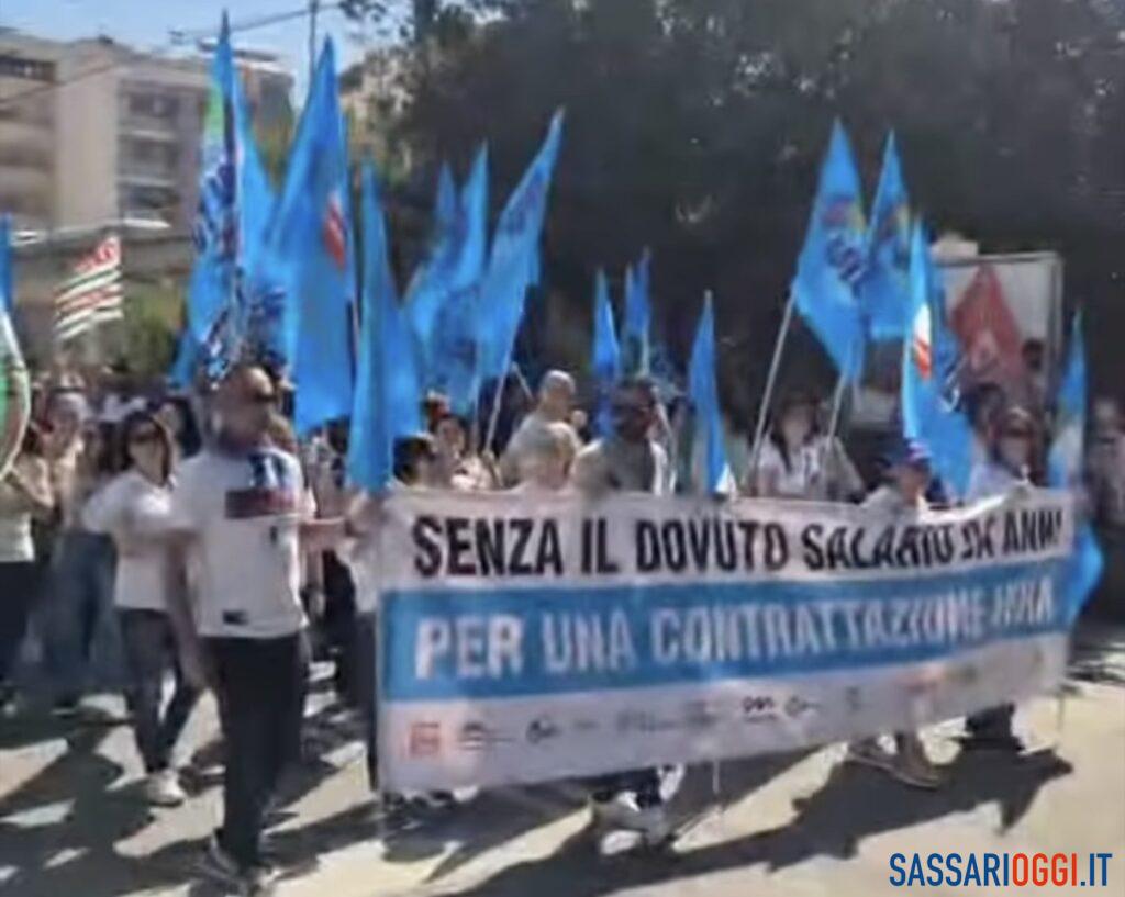 Sciopero della sanità, a Sassari sfilano in centinaia