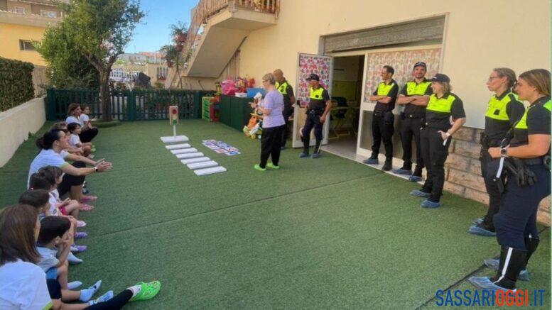 Educazione stradale all'asilo nido con la Polizia locale di Alghero