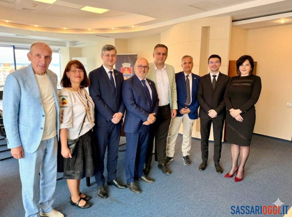 Bacău abbraccia Alghero, nasce il ponte con la Romania