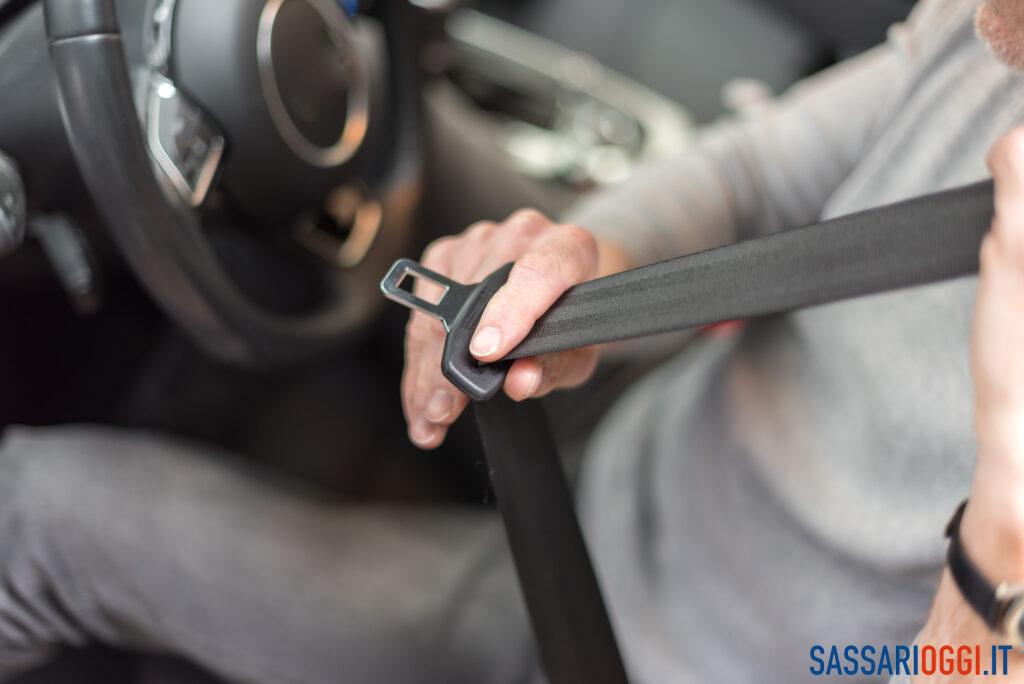 Cinture di sicurezza, a Sassari quasi una multa al giorno
