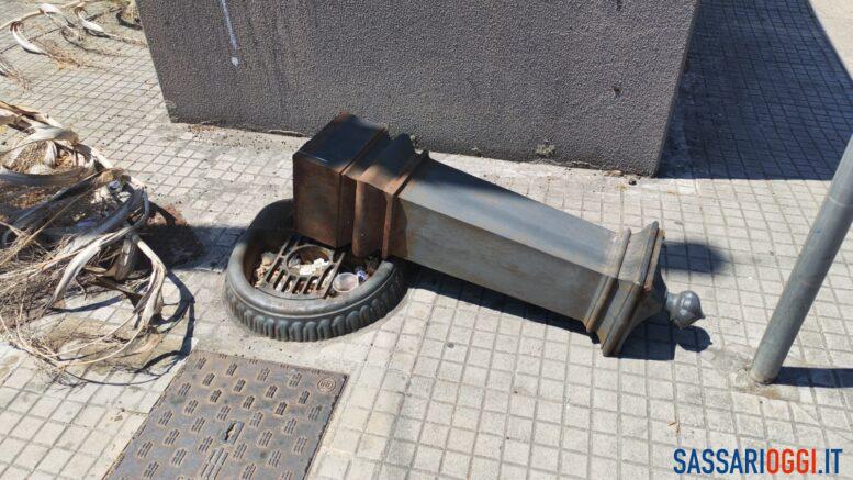 Fontana rotta e abbandonata alla stazione ferroviaria di Sassari
