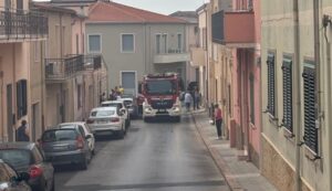 Incendio a Sorso, fiamme nel giardino per guasto fotovoltaico