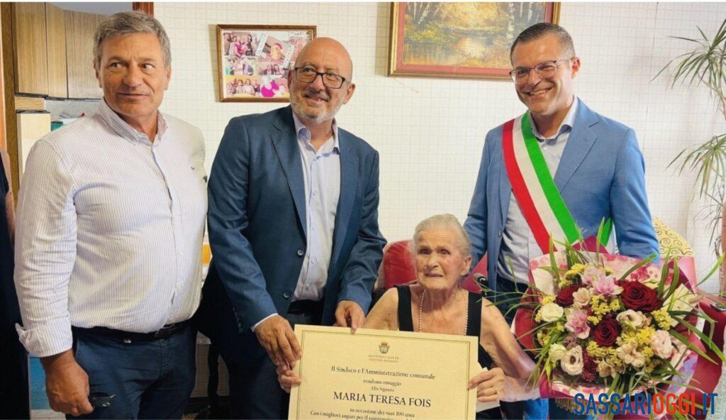 Festa ad Alghero per i 100 anni di Maria Teresa Fois